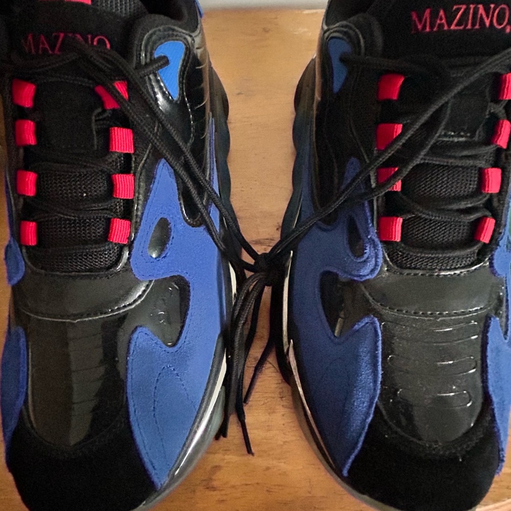 Men's Black and Blue Sneakers